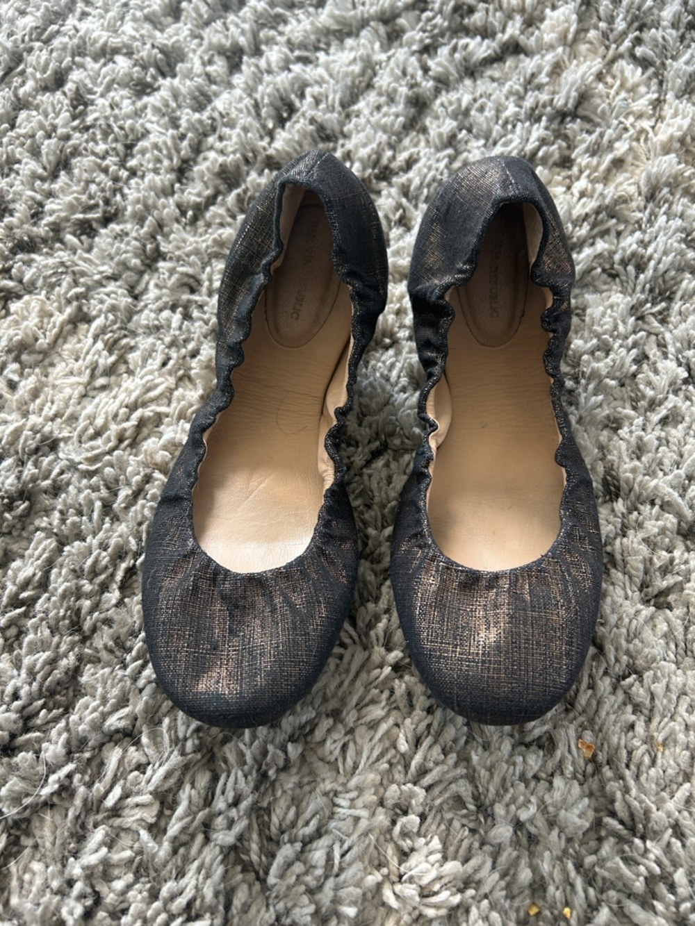 Banana Republic Black /Gold Metallic Ballet Flats